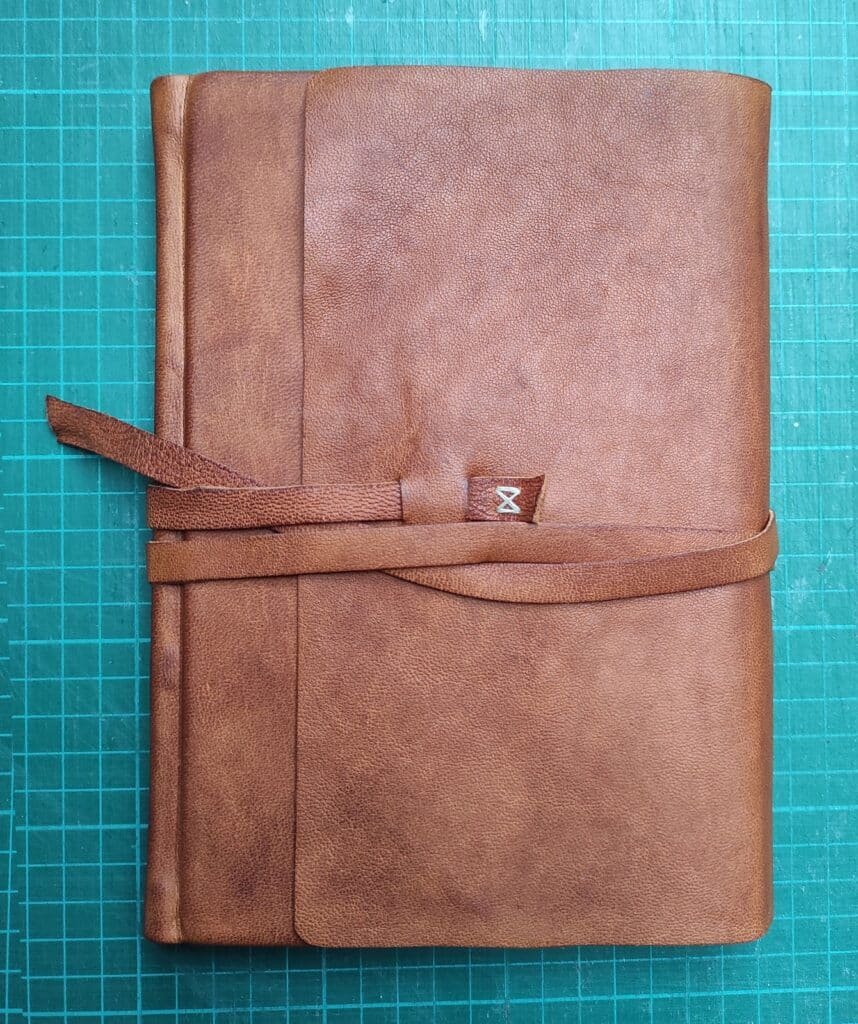 Egyedi A5 Bullet Journal notesz készítés, pontozott füzet, naplózáshoz